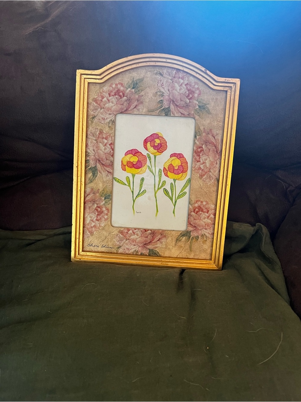 Vintage Gold Floral Picture Frame with Pink Rose print